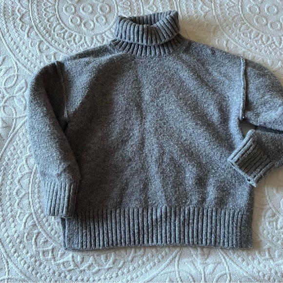 ZARA knit TURTLENECK‎ SWEATER - Picture 1 of 2